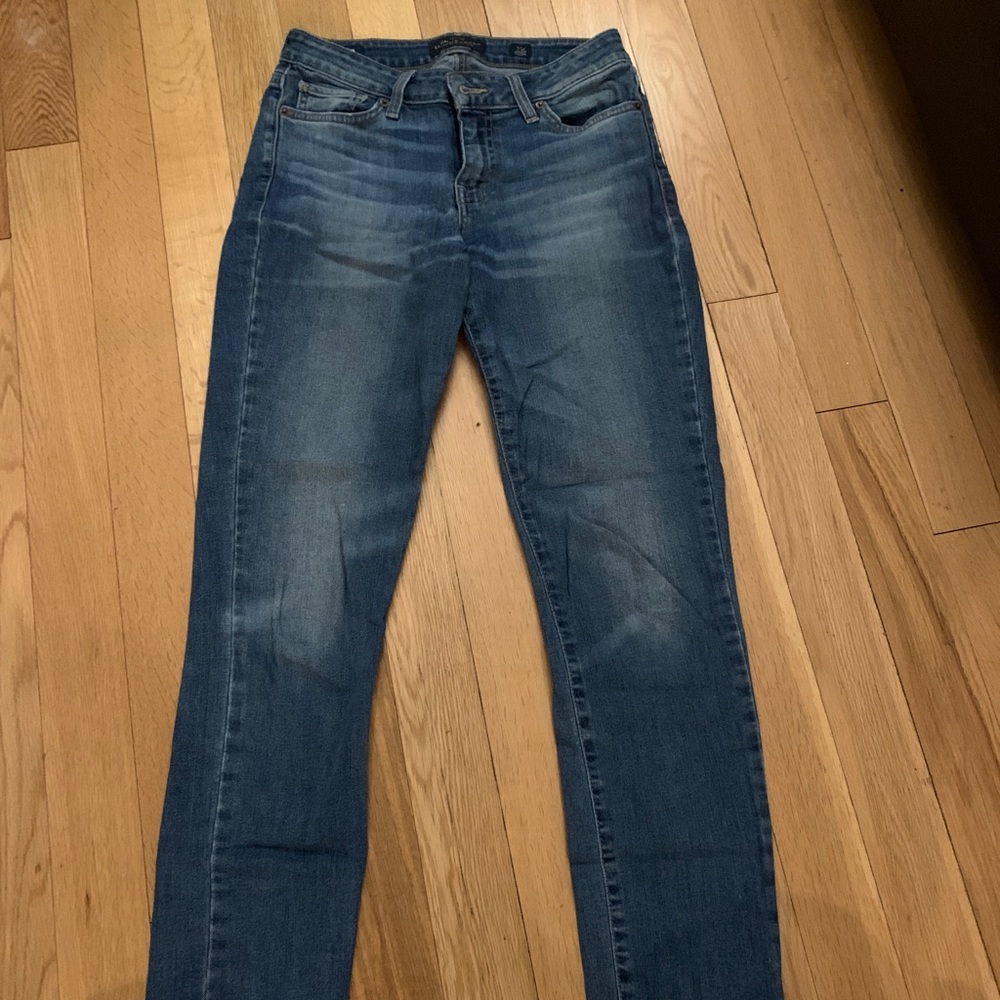 Lucky Brand Distressed Wash Mid-rise Jeans